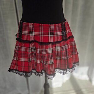 🖤 Tripp NYC Red Plaid Pleated Mini Skirt with Black Lace Trim 🖤